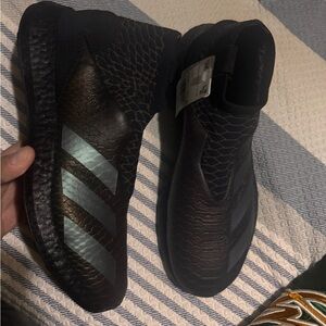 Adidas predator shoes